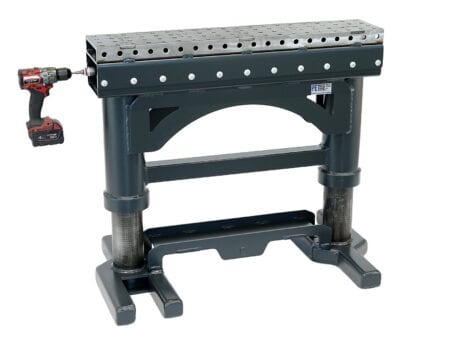 PETec Advanced — höhenverstellbarer Schweisstisch mit 4-Fuß-Gestell